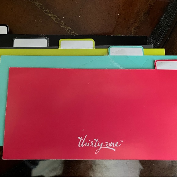 Thirty-One Coupon Clutch ~ Party Punch Used - Picture 9 of 11